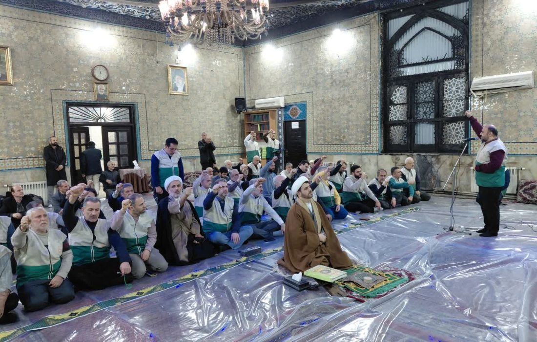 اجتماع خادمیاران رضوی در مسجد امام رضا(ع) رشت برگزار شد