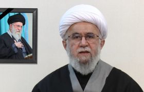 دعوت آیت‌الله رمضانی از گیلانی‌ها برای حضور گسترده در مراسم‌ها و نماز جمعه / مردم گیلان همچنان پیشتاز صحنه‌های انقلاب باشند
