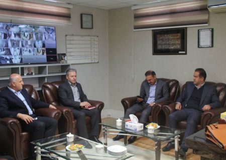 دیدار فرماندار رضوانشهر با مدیرکل ورزش و جوانان گیلان؛ تأکید بر توسعه زیرساخت‌های ورزشی شهرستان
