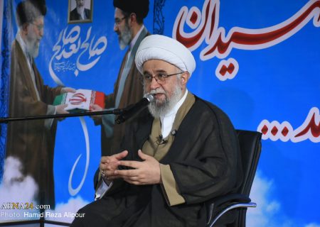 آیت‌الله رمضانی: امام خمینی(ره) انتظار را از انفعال به کنشگری تبدیل کرد